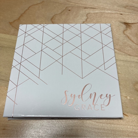 Sydney Grace 21 Matte Eyeshadow Singles Small Medium Palette Blue Green Grey Lot - Picture 10 of 13